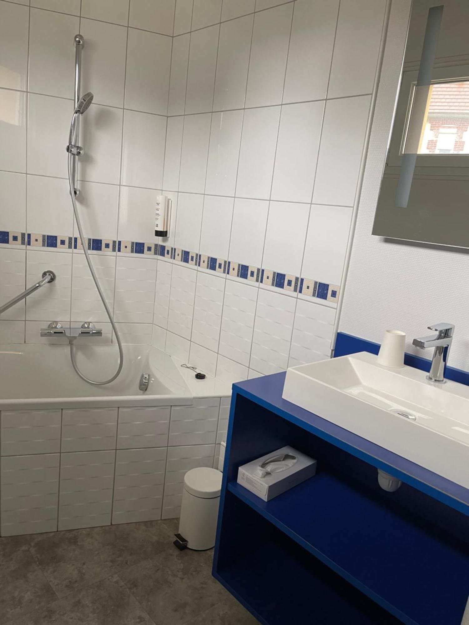 Bagnoles Hotel - Contact Hotel Bagnoles de l'Orne Normandie ภายนอก รูปภาพ